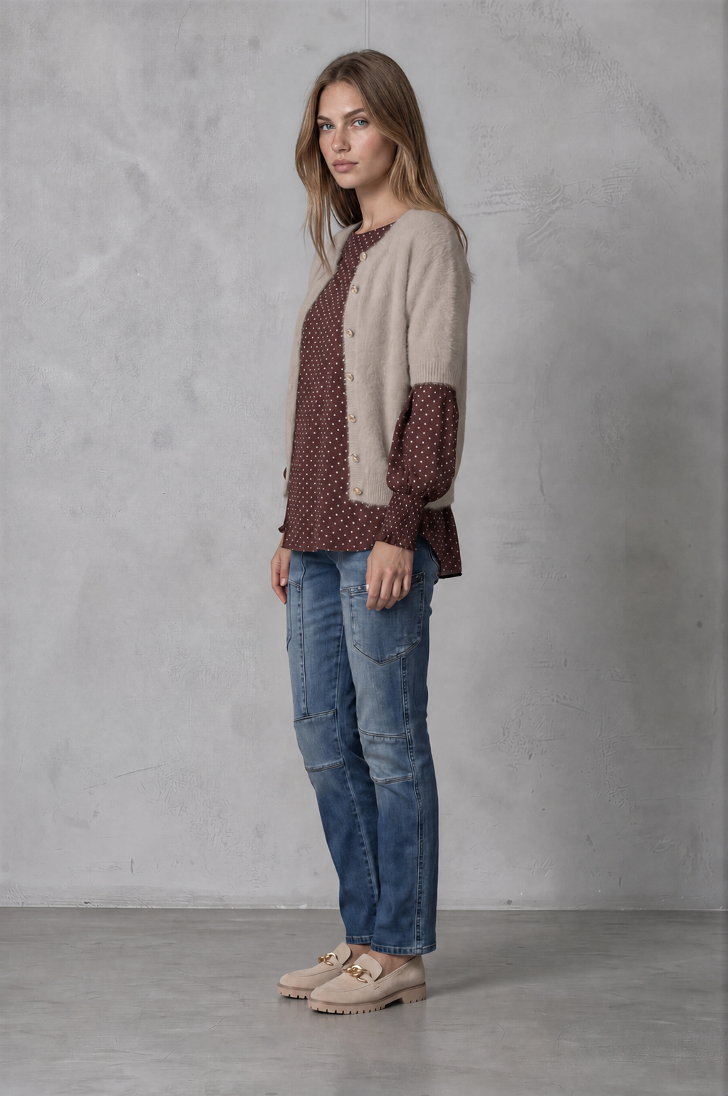 Sophia Short Sleeved Cardigan Taupe