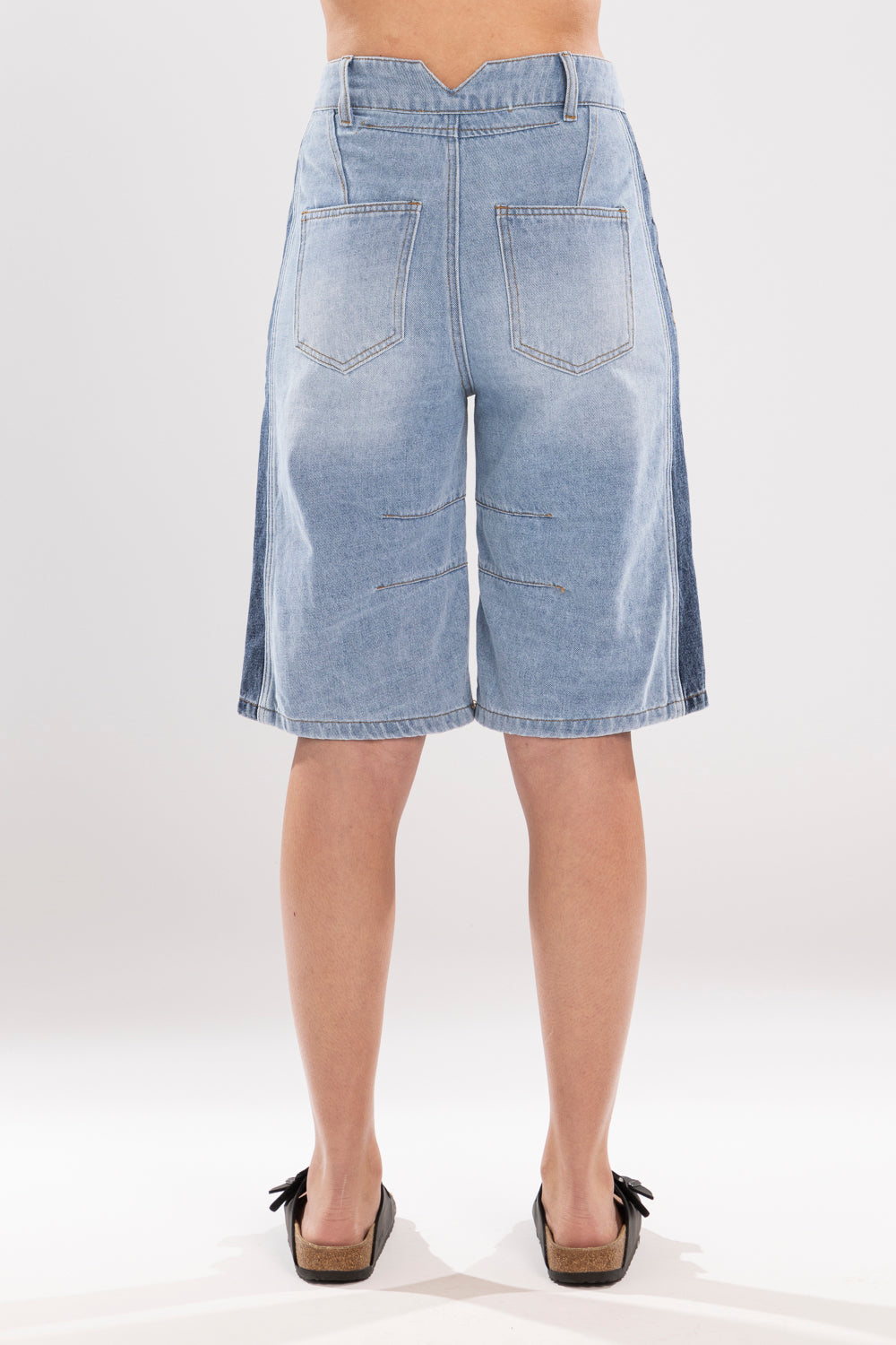 Double denim short