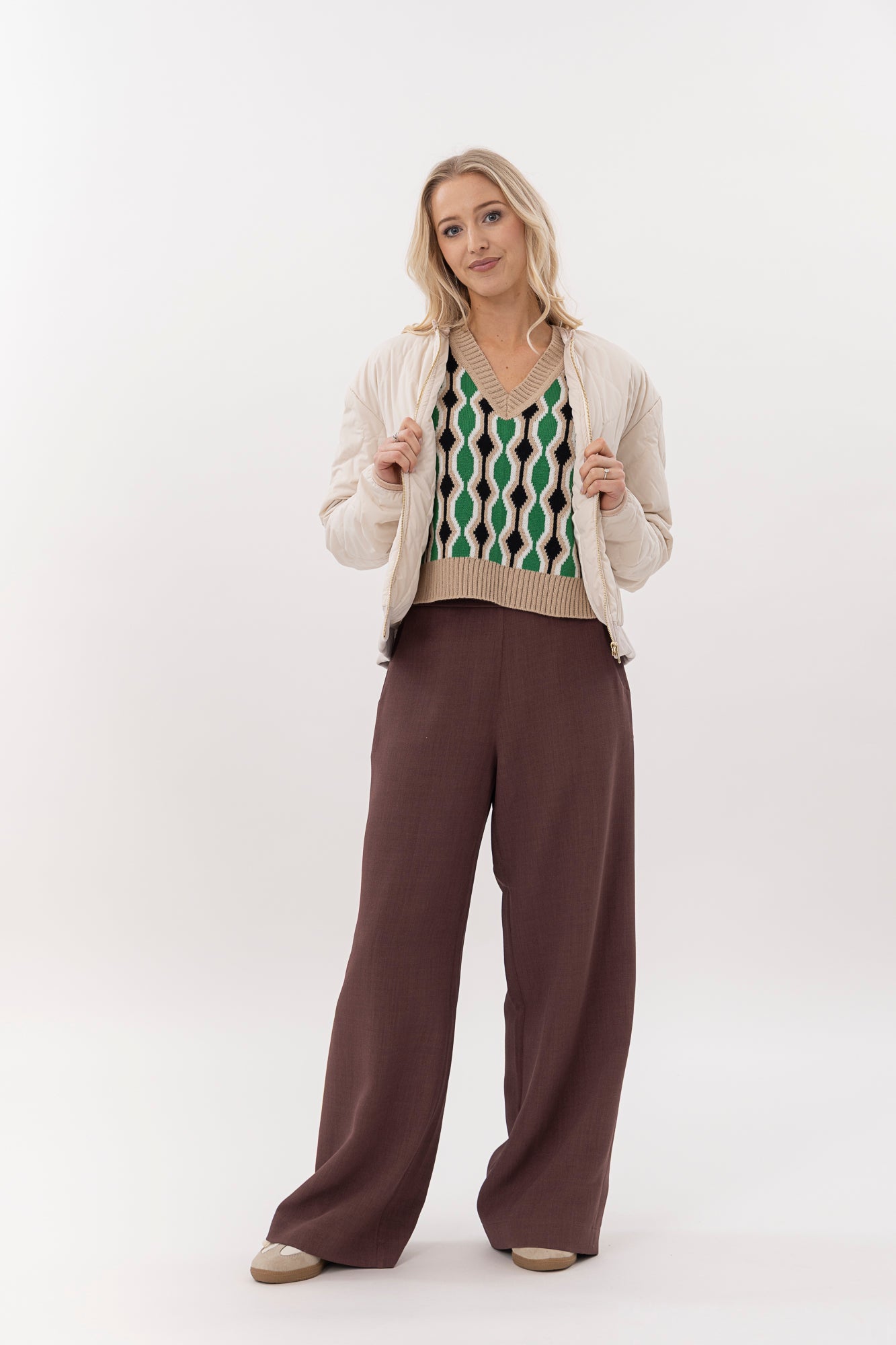 Cora Vest - urban matrix