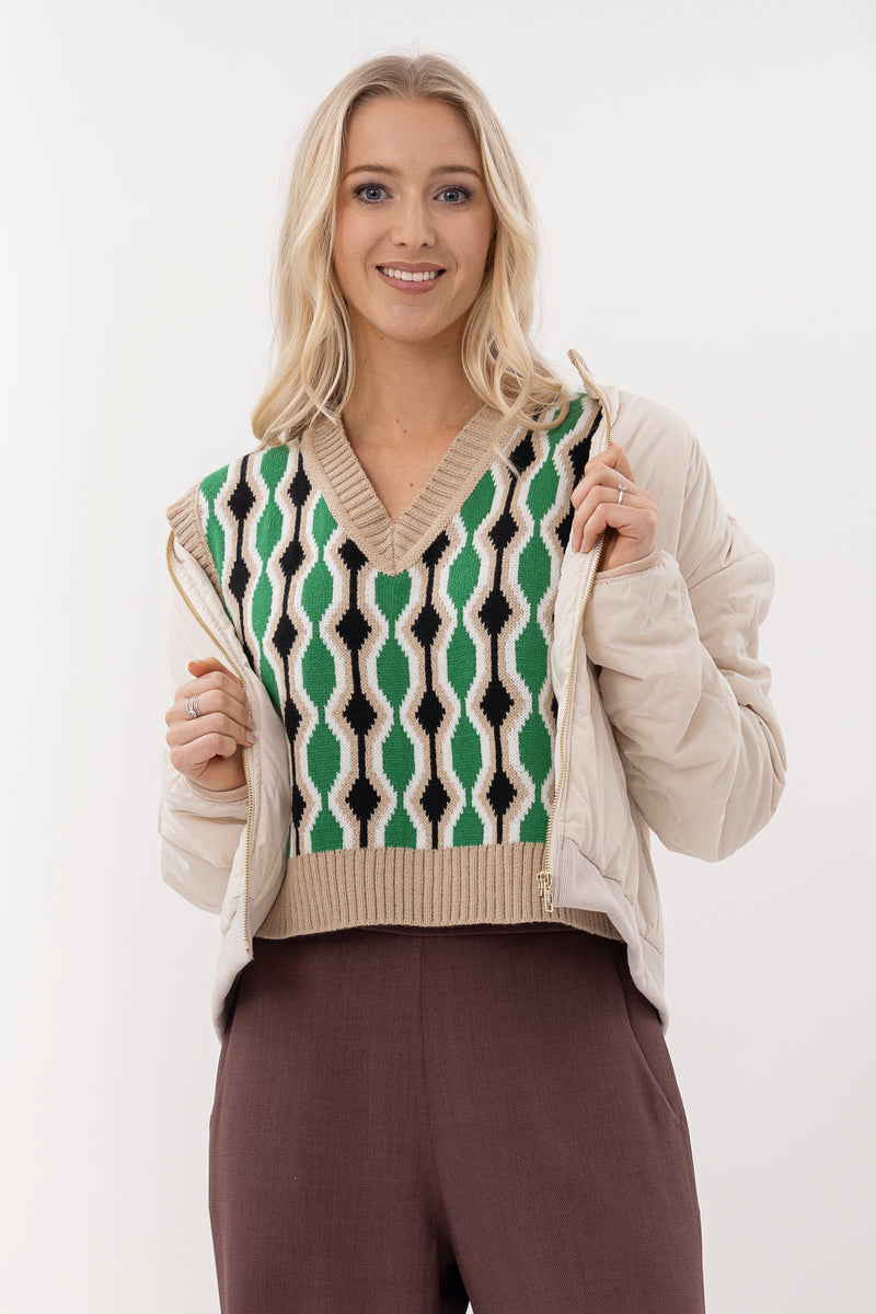 Cora Vest - urban matrix