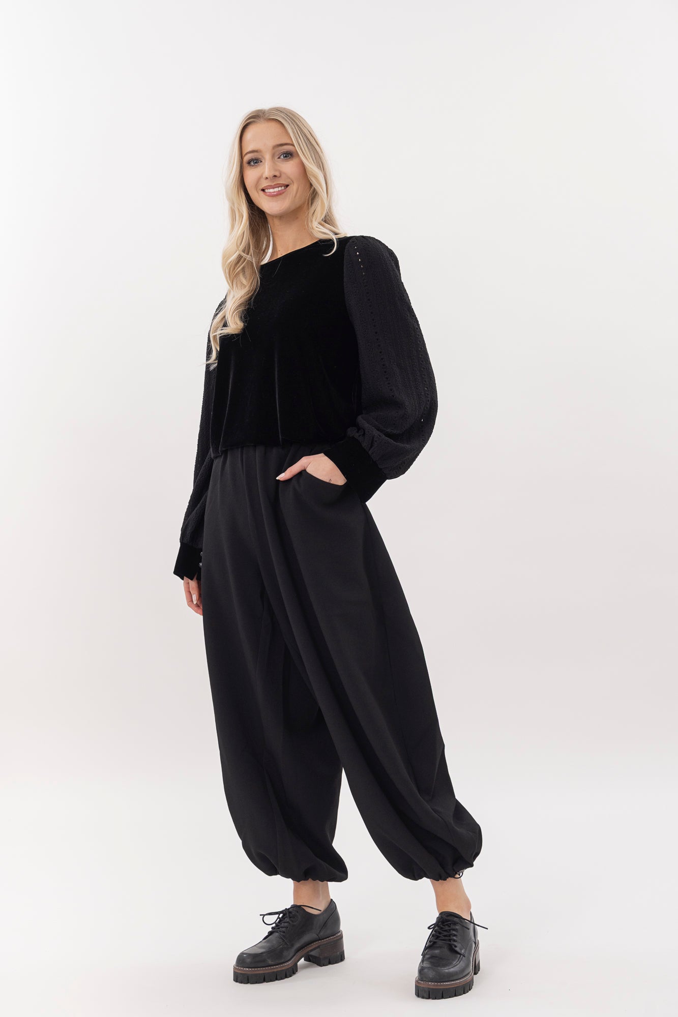 Finley Top with lace sleeves