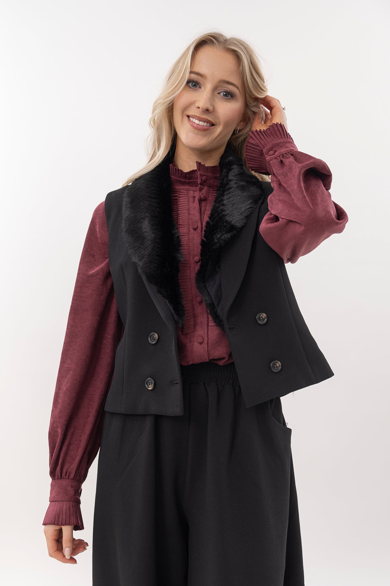 Greta jacket with removable faux fur collar