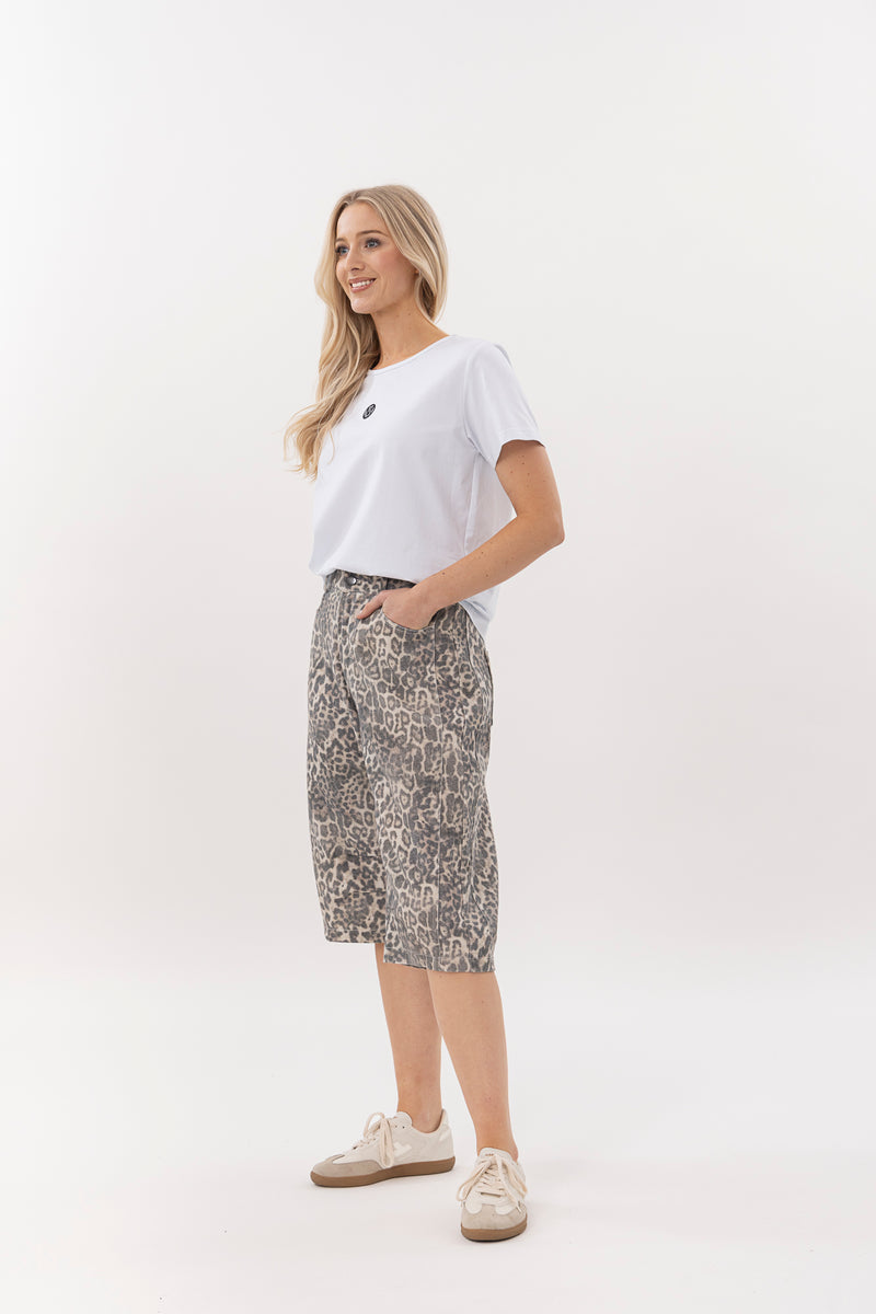 Leopard Barrel short