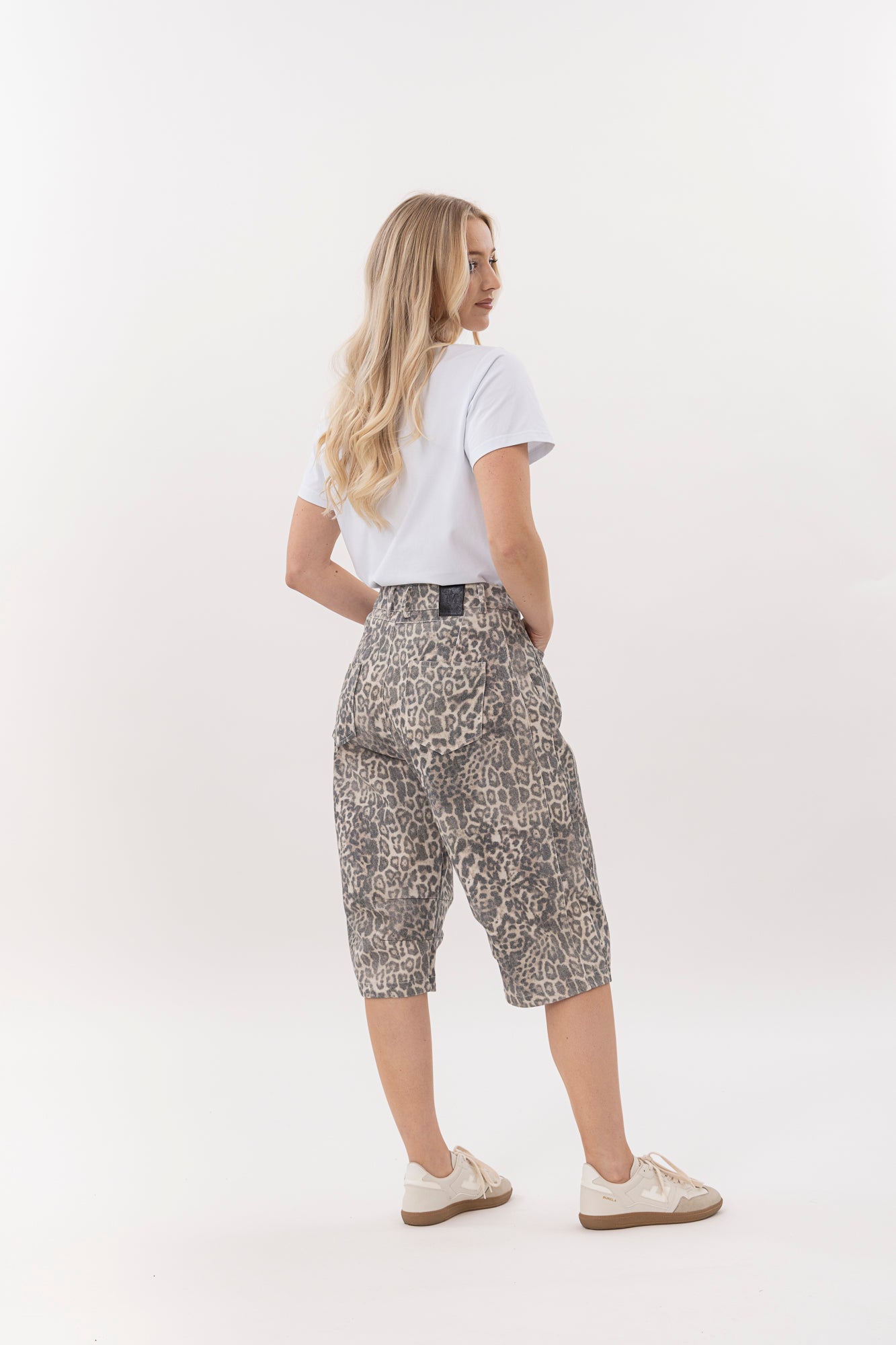 Leopard Barrel short