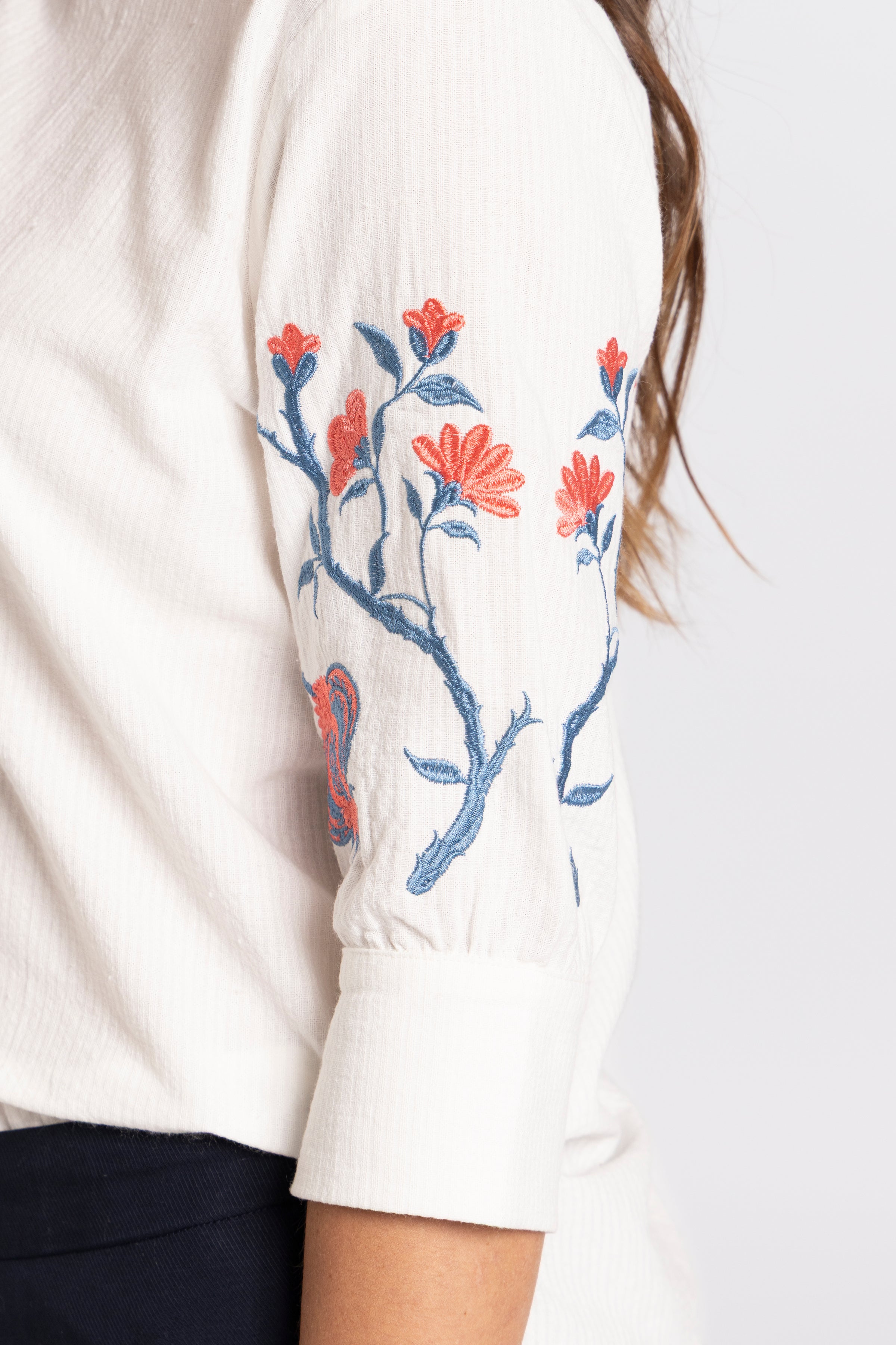 Finley Embroidered Top - white