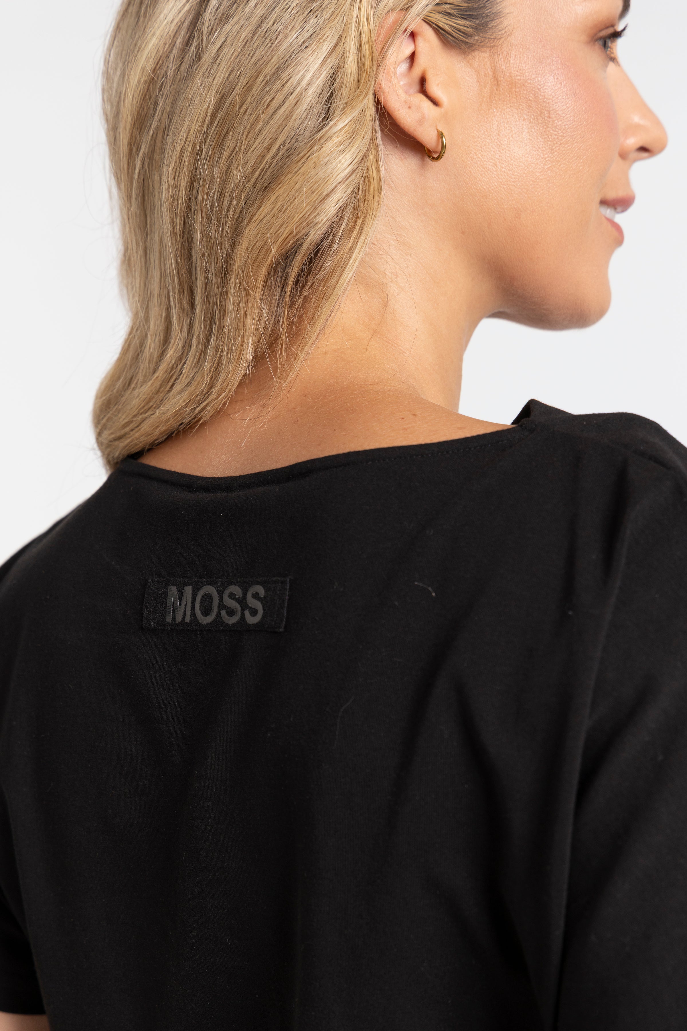 Mossy Rouched Tee - black