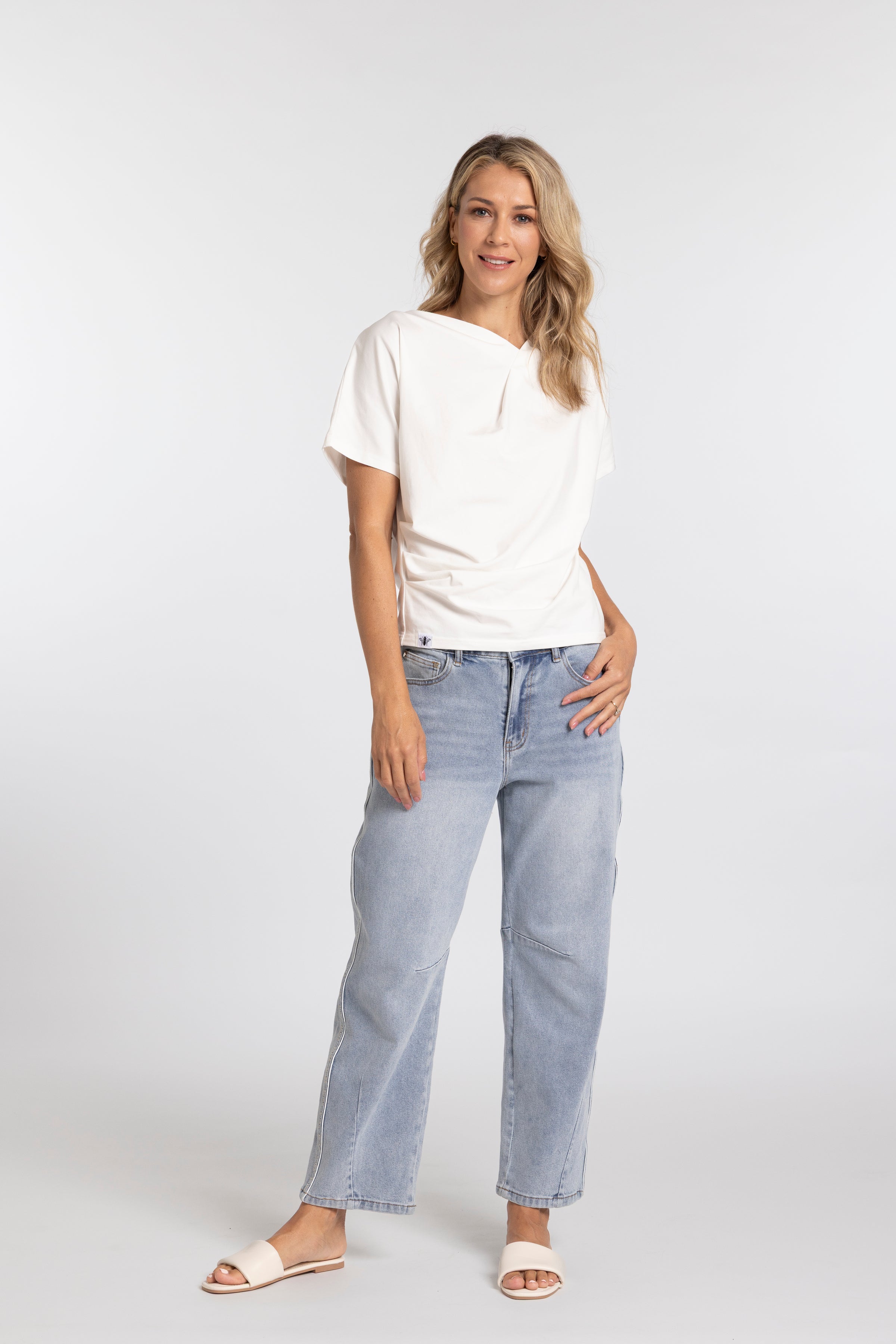 Mossy Rouched Tee - white