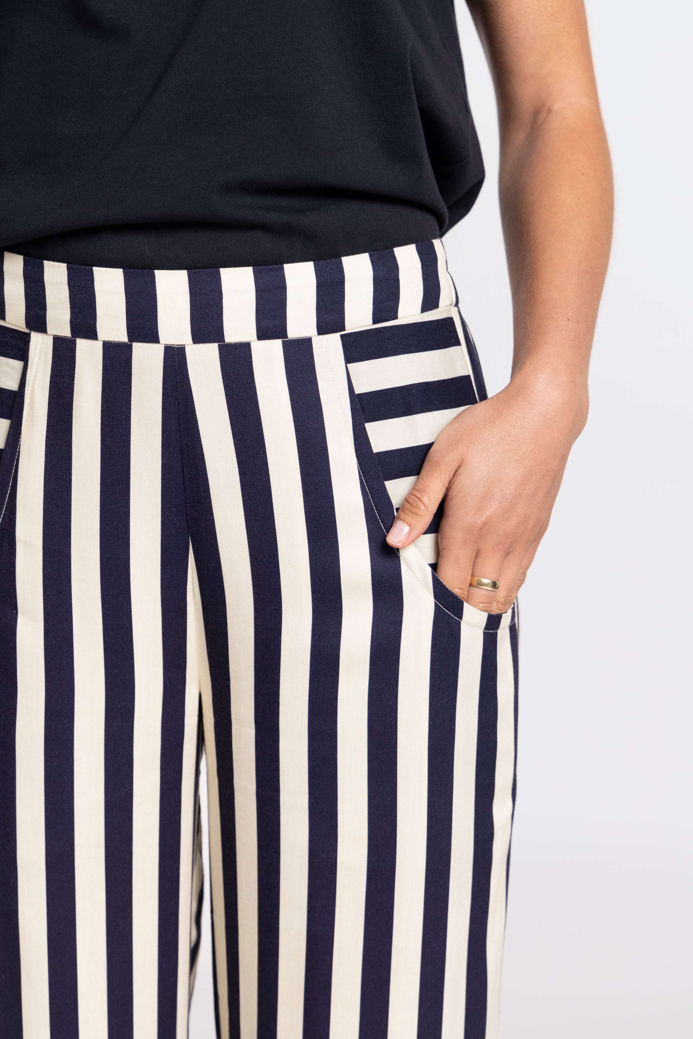 Summer Sienna Pant - navy stripe