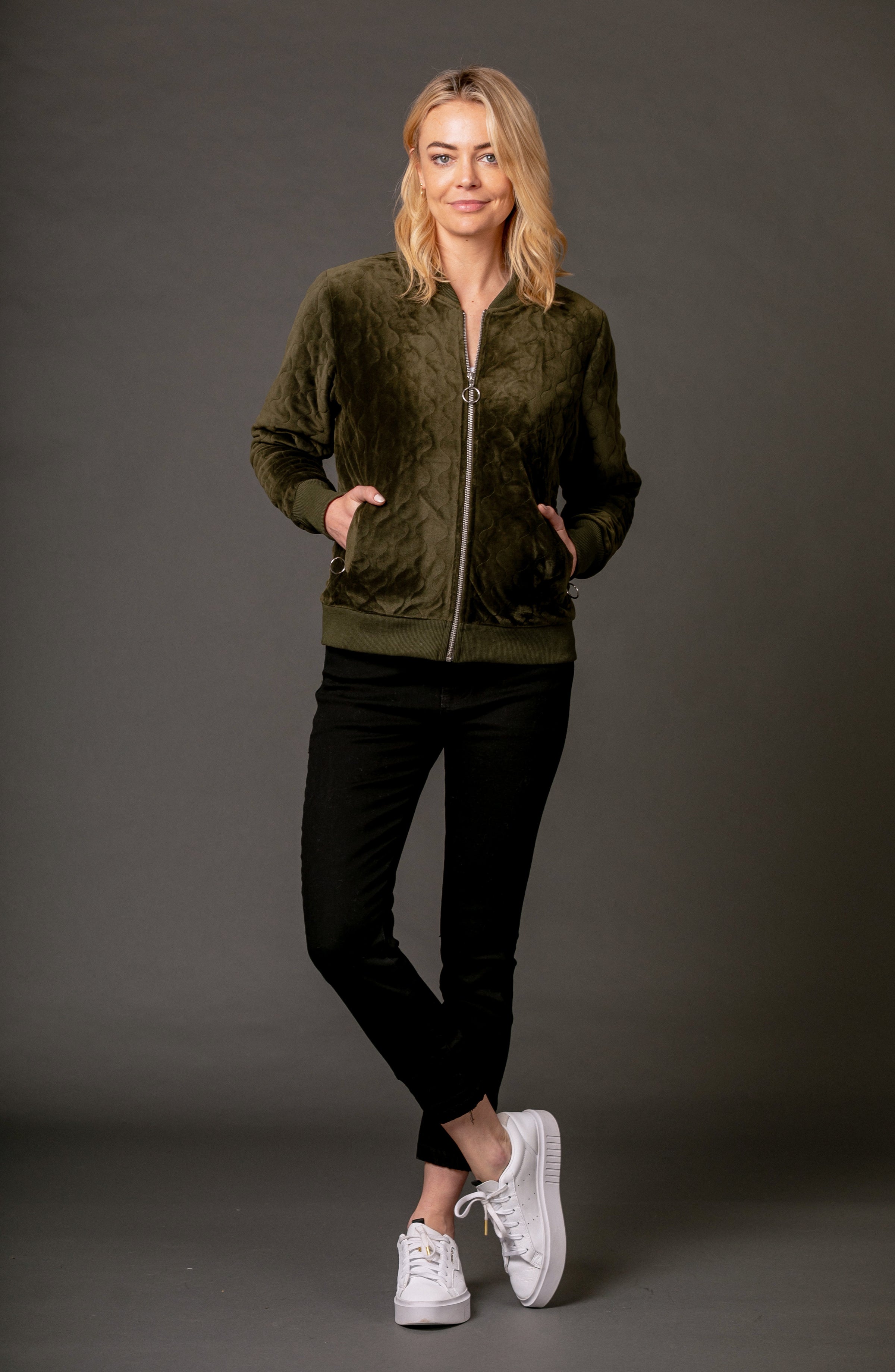 MAISY QUILTED BOMBER KHAKI – Mimoso