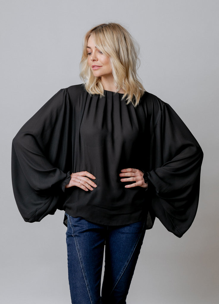 SUFFOLK BLOUSE BLACK